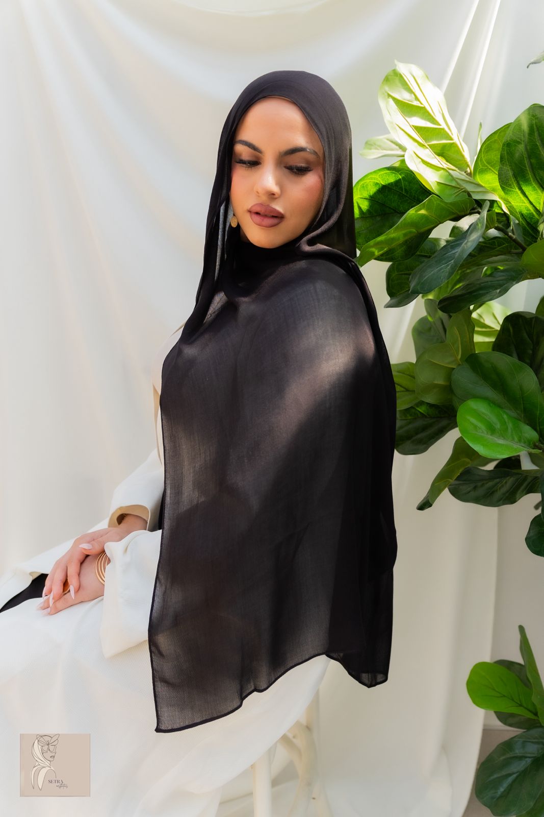Noir Bamboo Modal